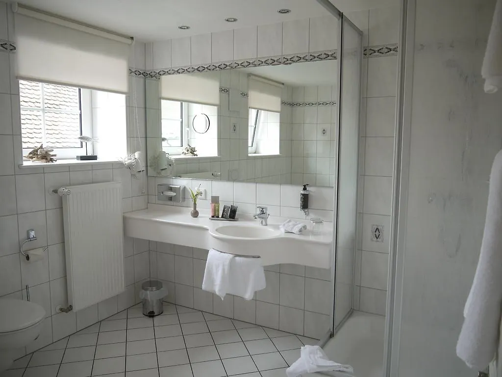 Hotel Ratsstuben Lindau  3*, Lindau (Bodensee)